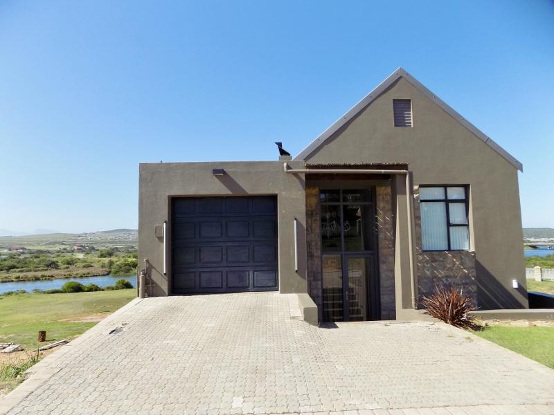 3 Bedroom Property for Sale in Hartenbos Western Cape